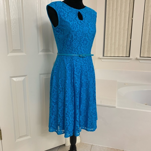 Maggy London Blue Lace Dress - Picture 7 of 12
